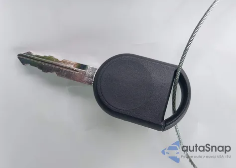 2013 Ford Mustang V6 z USA, uszkodzony, nr VIN 1ZVBP8EMXD5224705